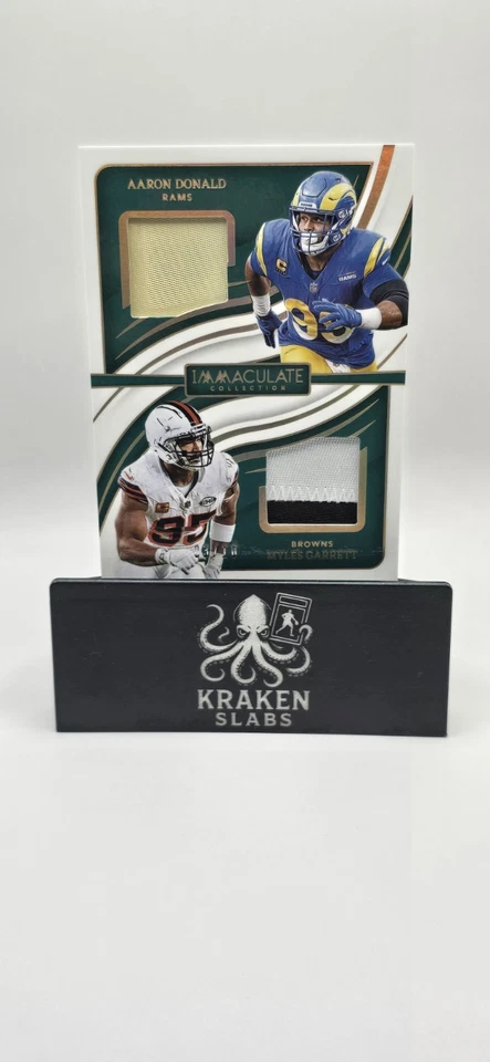 Parche doble dorado Immaculate Aaron Donald Myles Garrett 2024/10 #IDJ-DEF1 M86 Foto 1 de 3