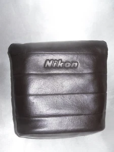 SMALL BROWN LEATHER NIKON CAMERA CASE - Picture 1 of 4