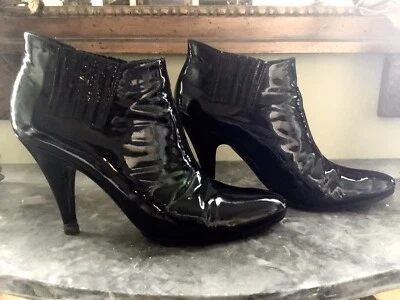 Botines Valentino Garavani charol negro 37,5 Foto 1 de 4