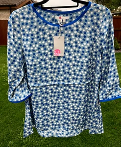 BODEN hi -lo hem top size 12 blue scattered stars colour  W0190    B49a   ----.- - Picture 1 of 4