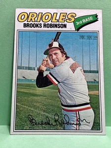 Brooks Robinson 1977 Topps baseball card - Picture 1 of 1
