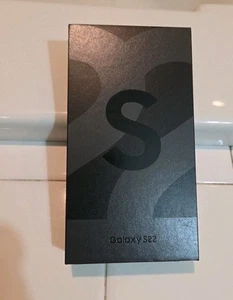 Samsung galaxy S22 boite vide sans aucun accessoire seule boite vide - Photo 1 sur 3
