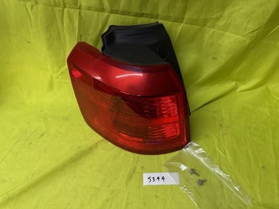 2010-17 GMC TERRAIN LEFT DRIVER SIDE QUARTER PANEL MOUNTED TAILLIGHT  23369933 - Image 1 of 4