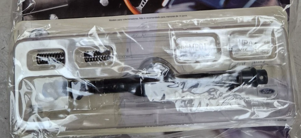 1/8 DEAGOSTINI Costruire il Proprio Ford MUSTANG 1967 Shelby GT-500 Problema 24 - Immagine 1 di 1