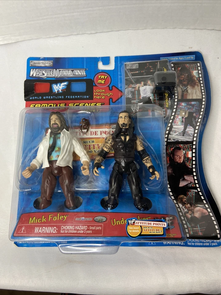 WWF Wrestlemania XVII Famous Scenes Series 1 The Rock & Triple H 2000 T671