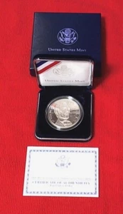 2009 US MINT Abraham Lincoln Commemorative Proof Silver Dollar - Picture 1 of 4