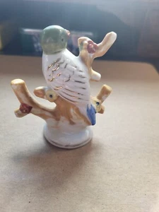 Ceramic Bird Figurine Made in Occupied Japan 3" tall Gold Trimmed - Picture 1 of 5