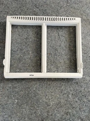 241613501 Kenmore marco de nevera con vidrio Foto 1 de 4