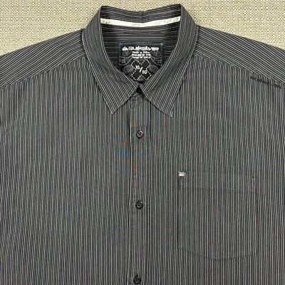 Quiksilver Men's Shirt XL Short Sleeve Black Gray Regular Fit Striped Pocket - Image 1 of 4