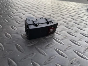 ✔MERCEDES W212 W218 E63 E550 CLS550 CLS63 FRONT CONSOLE HAZARD SWITCH BUTTON OEM - Picture 1 of 4