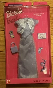 2001 Fashion Avenue Barbie Charm Style Lovely in Lilac Outfit #25702 Neu NRFB - Bild 1 von 6