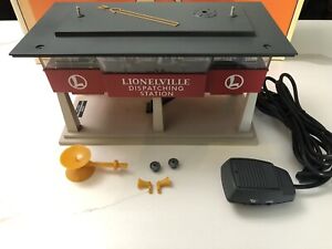 Lionel 6-22999 Dispatch Station Building with Sound and Microphone