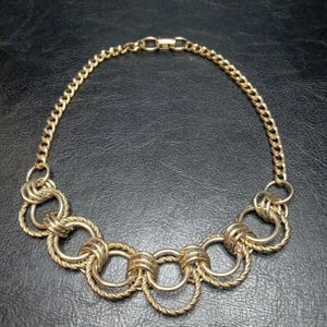 Vintage Jewlery Circle Necklace Gold Tone Rope Design. 10127 - Picture 1 of 6