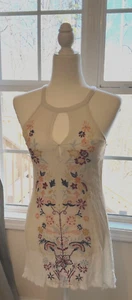 O'Neill's Woman's Sleeveless Sundress embroidered Floral Detailing XS EUC - Picture 1 of 8