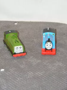 THOMAS THE TRAIN 2er SET THOMAS MOTOR & GATOR*GETESTET*GEBRAUCHT**KOSTENLOSER VERSAND - Bild 1 von 3