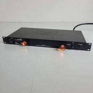 ETA Systems PD8L Condizionatore Distribuzione Alimentazione 8 Spine Interruttore Protetto - Foto 1 di 8