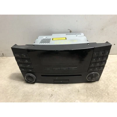 RADIO origineel Mercedes-Benz E (W211) 2006 2118702889 - Imagen 1 de 4