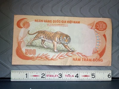 Iconic Tiger Banknote. Vietnam South DONG 1972 Vietnamese Currency. Circulated  - Image 1 of 2