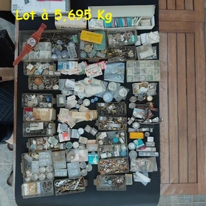 Gros lot du carton de 5,695 kg - 24 photos - Picture 1 of 24