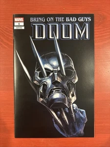 BRING ON THE BAD GUYS DOOM #1 SKAN SRISUWAN EXKLUSIVES BUCH IN DER HAND!! - Bild 1 von 12