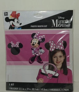 Disney Minnie Mouse Party Photo Booth Kit Ages 3+ Backdrop,4Wearables,& 5 Props - Picture 1 of 4