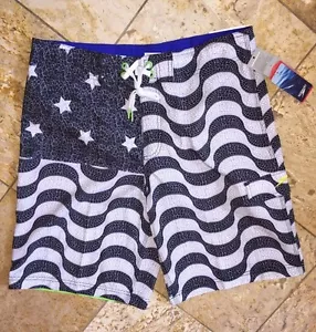 Speedo Board Shorts Swimsuit USA American Flag 4th Of July Trunks Mens 32 NWT - Picture 1 of 3