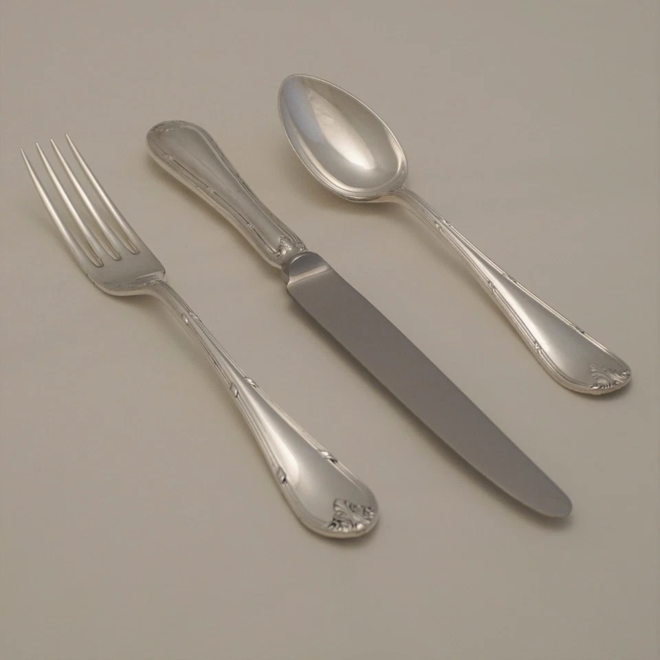 Tenedores y cucharas de cubiertos Sheffield Silver Service MAPPIN & WEBB diseño LOUIS XVI Foto 1 de 1