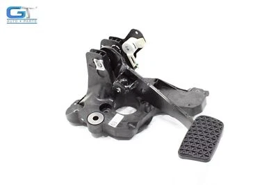 Chevrolet Trax 2024 pedal de parada de freno con soporte OEM Foto 1 de 4