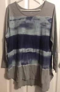 LIVI Active Womens Size 18/20 Long Sleeve Gray Hi-lo Top w/ Navy Aqua Stripes - Picture 1 of 5