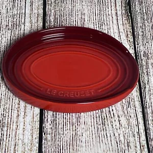 Le Creuset Spoon Rest Oval Stoneware 6.25” Cherry Red New Second Choice - Picture 1 of 12