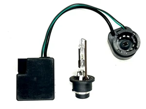 OEM Nissan Infiniti Xenon HID Hedlight Igniter Socket & D2R Bulb 26055-8J101 - Picture 1 of 2