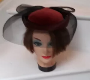 Kangol rusty redbrown velvet saucer hat with black veil and bow - Picture 1 of 6