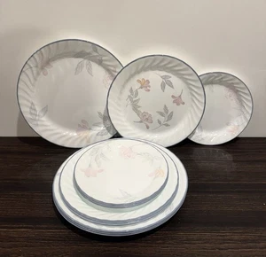 12-piece Corelle Pink Trio Dinnerware Set 12place setting Plates7”8,8/7”, 10,3 - Picture 1 of 11