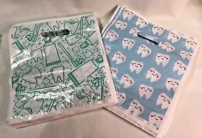 200 Pcs Tooth Bags with Handles Plastic Dental Bags for Patients - Image 1 of 3
