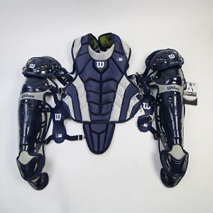 Wilson Catchers Gear Men's Navy Gray New with Tags Chest Pad and Knee Pads Small