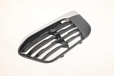 Izquierdo Frente Parachoques Abierta Parrilla Recortar Lado Cuadrícula OEM BMW - Imagen 1 de 4