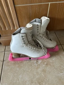 Jackson Elle 2130 Figure Skates Youth 4 R With Mirage Blades And Skate Guards - Picture 1 of 8
