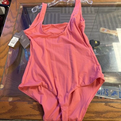 Body para mujer Auden 4 vías de lujo elástico totalmente forrado - pequeño - G28 Foto 1 de 4