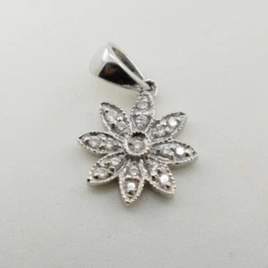14K White Gold Flower Pedant with Round Brilliant Diamonds - Picture 1 of 3