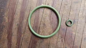 VOLVO 740 760 780 940 (FOR BACK MOUNTED DISTRIBUTOR) SEAL KIT  2.3 engine - Picture 1 of 4