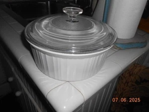 VTG 1980's CORNING WARE FRENCH WHITE 2.5 QT ROUND CASSEROLE DISH - Picture 1 of 6