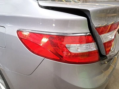 Lámpara trasera lateral del conductor Lh 2012 Azera Sku#4209667 Foto 1 de 4