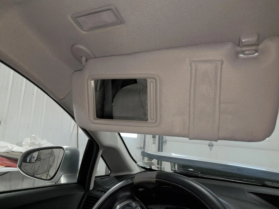 Parasol izquierdo usado se adapta a: Toyota Venza 2013 grado A izquierdo Foto 1 de 4