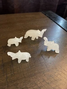 Vintage White Onyx Mini Elephants Trunks Up Set Of 4 - Picture 1 of 3