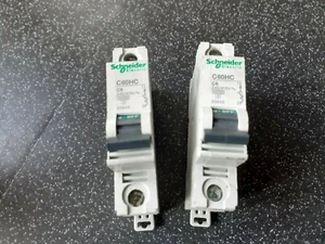 2 x Schneider Electric MCB C60HC C6 25643 - Picture 1 of 4