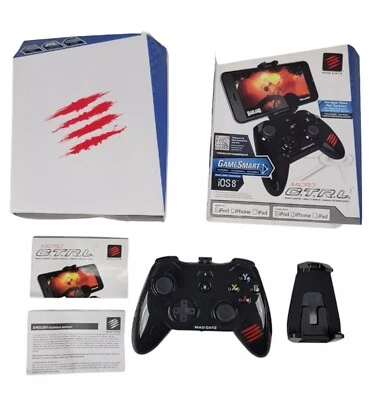 Mad Catz Micro C.T.R.L. Mobile Gamepad for iPod/ iPhone/ iPad Color WHITE - Image 1 of 4