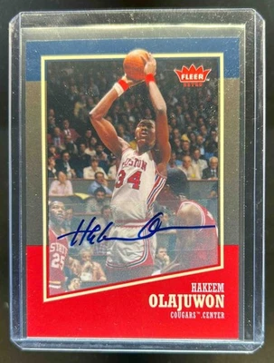 Fleer Retro Hakeem Olajuwon Auto #33 Cougars 2013-14 Foto 1 de 2