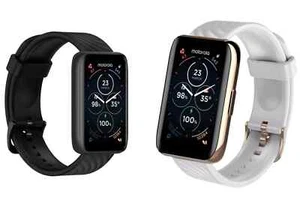 Motorola Moto Watch 40 1.57" Crystal Clear Display Heart Tracking IP67 By FedEx - Picture 1 of 9