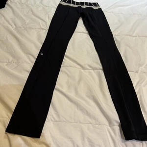 Lululemon Full Length Leggings Size 2 Long Black Reversible Gray Waist Band - Picture 1 of 8