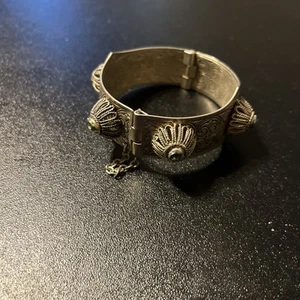 Rare Antique Moroccan African Kabyle Berber Color Silver Cuff Tuareg Bracelet - Picture 1 of 6
